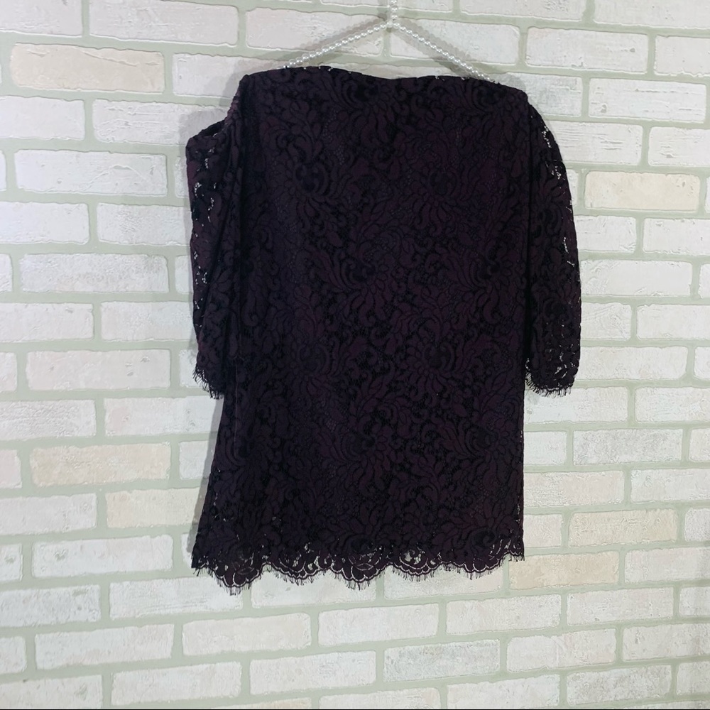 Cupcakes and Cashmere Adalira Off The Shoulder Lace Dress in Aubergine Size 2 - Picture 4 of 10